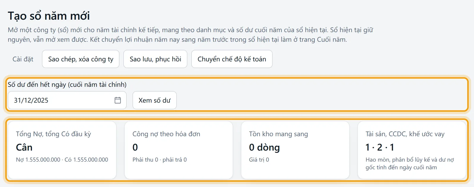 Màn Tạo sổ năm mới: ô chọn ngày cuối năm tài chính và bốn ô thống kê số dư mang sang được viền vàng